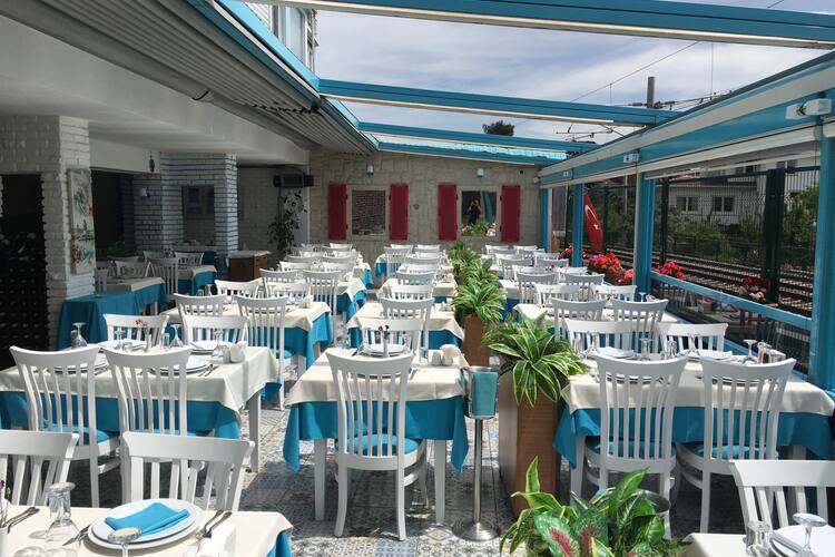 Masmavi Balik Restaurant Kucukyali Merkez Istanbul